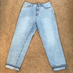 Mom style jean